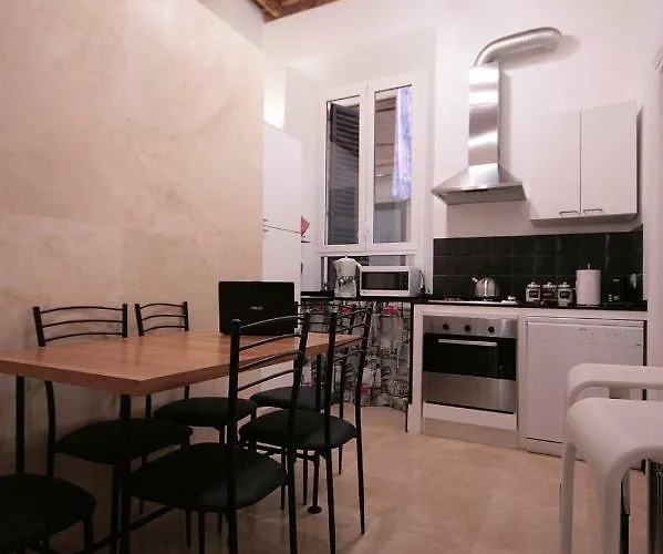 Apartament Trastevere 3 Bedrooms *